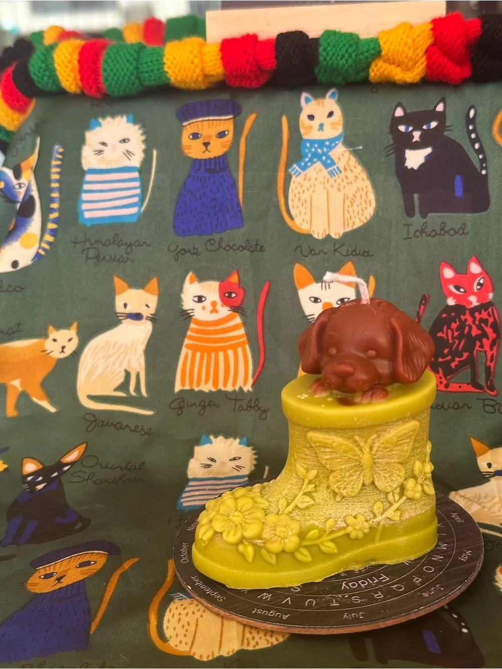 Puppy in the Garden Boot Candle